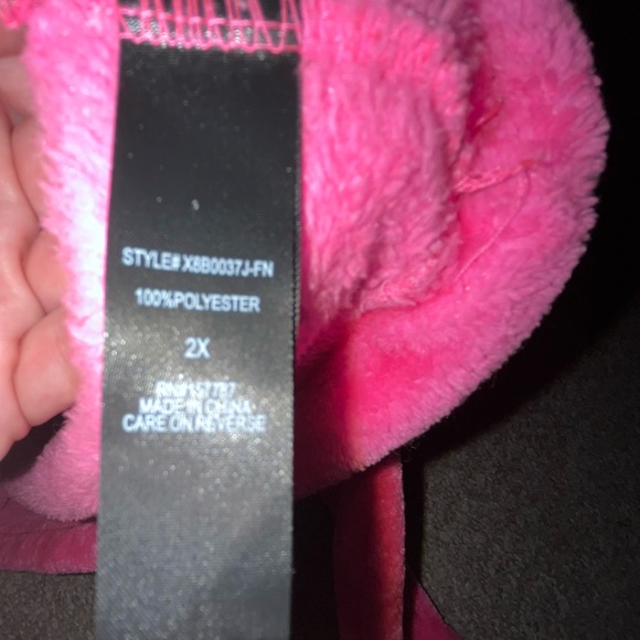 Fashion Nova hot pink soft crop pullover size 2X - Picture 4 of 13